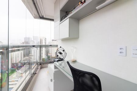 Apartamento à venda com 134m², 3 quartos e 3 vagasEscritório - Varanda