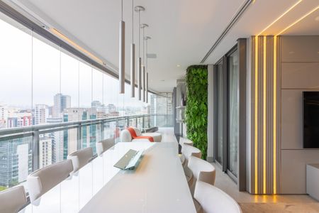Apartamento à venda com 134m², 3 quartos e 3 vagasVaranda gourmet