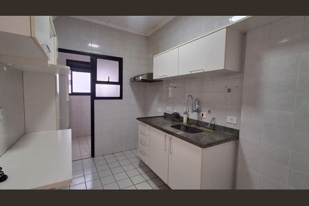 Cozinha de apartamento para alugar com 2 quartos, 65m² em Santo Antônio, São Caetano do Sul