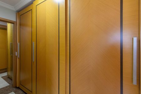 Apartamento à venda com 177m², 3 quartos e 4 vagasSuíte 2