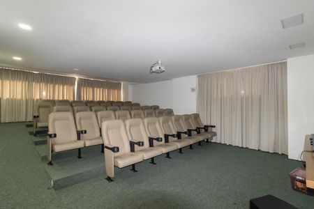 Apartamento à venda com 177m², 3 quartos e 4 vagasArea Comum - Cinema