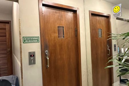 Apartamento para alugar com 110m², 2 quartos e sem vaga
