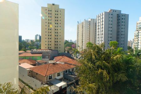 Apartamento à venda com 73m², 3 quartos e 1 vaga Apartamento à venda com 73m², 3 quartos e 1 vagaVista da Sacada da Sala