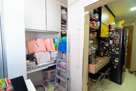 Apartamento à venda com 73m², 3 quartos e 1 vaga Apartamento à venda com 73m², 3 quartos e 1 vagaÁrea de Serviço