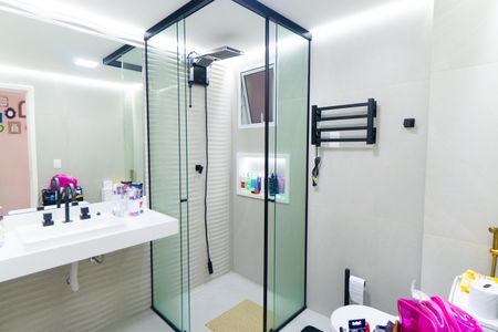 Apartamento à venda com 73m², 3 quartos e 1 vaga Apartamento à venda com 73m², 3 quartos e 1 vagaBanheiro