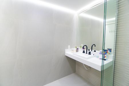 Apartamento à venda com 73m², 3 quartos e 1 vaga Apartamento à venda com 73m², 3 quartos e 1 vagaBanheiro
