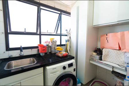 Apartamento à venda com 73m², 3 quartos e 1 vaga Apartamento à venda com 73m², 3 quartos e 1 vagaÁrea de Serviço
