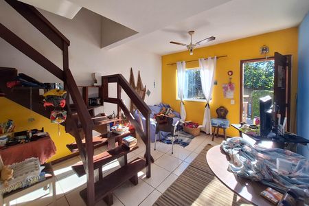 Sala de casa para alugar com 2 quartos, 60m² em Engenho do Mato, Niterói