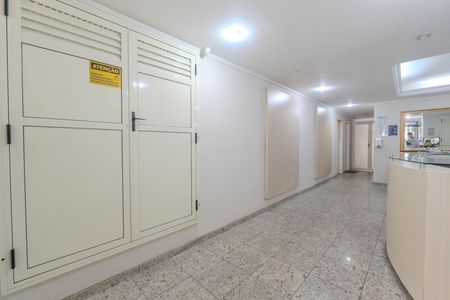 Hall de entrada de kitnet/studio para alugar com 1 quarto, 37m² em Jardim Paulista, São Paulo