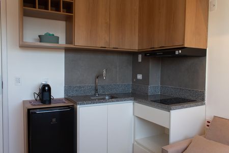 Sala de apartamento para alugar com 1 quarto, 27m² em Santo Amaro, São Paulo