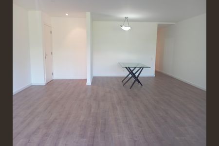 Apartamento para alugar com 130m², 3 quartos e 1 vaga Apartamento para alugar com 130m², 3 quartos e 1 vagaSala