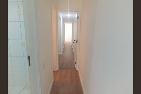 corredor de apartamento à venda com 3 quartos, 130m² em Barra da Tijuca, Rio de Janeiro