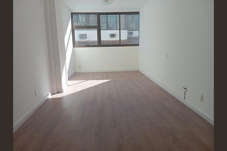 Apartamento para alugar com 130m², 3 quartos e 1 vaga Apartamento para alugar com 130m², 3 quartos e 1 vagaQuarto Suíte