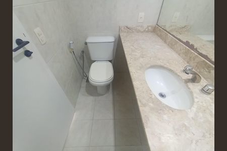 Apartamento para alugar com 130m², 3 quartos e 1 vaga Apartamento para alugar com 130m², 3 quartos e 1 vagabanheiro suíte