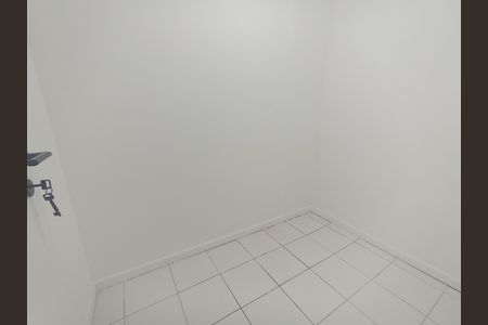 Quarto de Serviço de apartamento à venda com 3 quartos, 130m² em Barra da Tijuca, Rio de Janeiro