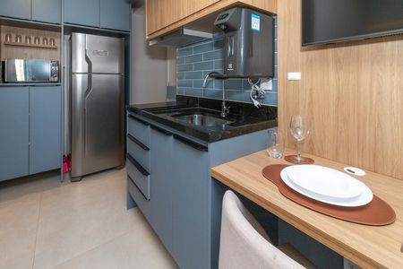 Cozinha de kitnet/studio à venda com 1 quarto, 20m² em Vila Romana, São Paulo