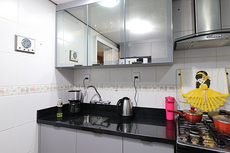 Cozinha de apartamento à venda com 3 quartos, 167m² em Vila Ipiranga, Porto Alegre