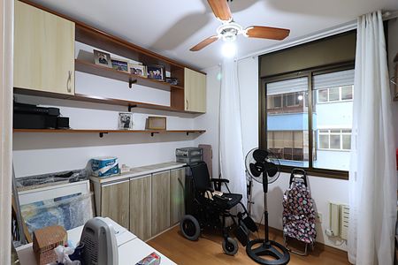 Quarto 3 de apartamento à venda com 3 quartos, 167m² em Vila Ipiranga, Porto Alegre