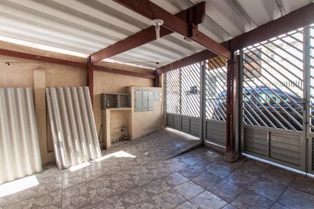 Garagem de casa para alugar com 2 quartos, 110m² em Vila Gustavo, São Paulo