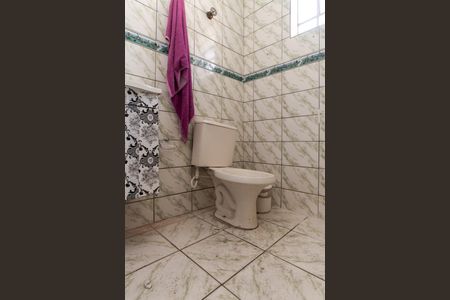 Banheiro de casa para alugar com 2 quartos, 110m² em Vila Gustavo, São Paulo