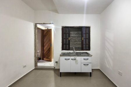 Cozinha de casa para alugar com 0 quarto, 50m² em Cidade Ocian, Praia Grande