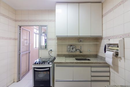 Cozinha  de apartamento para alugar com 3 quartos, 78m² em Vila Yara, Osasco
