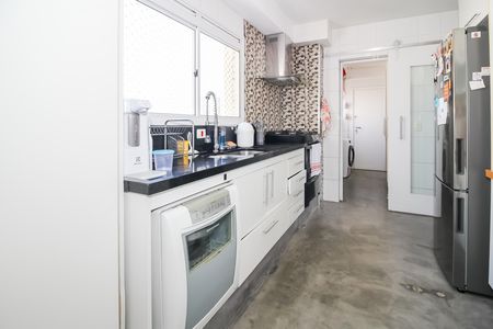 Cozinha de apartamento à venda com 4 quartos, 178m² em Vila Romana, São Paulo