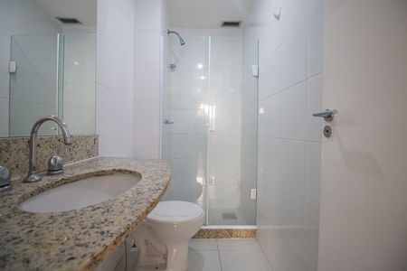 Apartamento para alugar com 70m², 2 quartos e 1 vaga Apartamento para alugar com 70m², 2 quartos e 1 vagaBanheiro Social