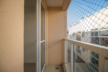 Apartamento para alugar com 70m², 2 quartos e 1 vaga Apartamento para alugar com 70m², 2 quartos e 1 vagaSala Varanda
