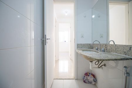 Apartamento para alugar com 70m², 2 quartos e 1 vaga Apartamento para alugar com 70m², 2 quartos e 1 vagaBanheiro Social
