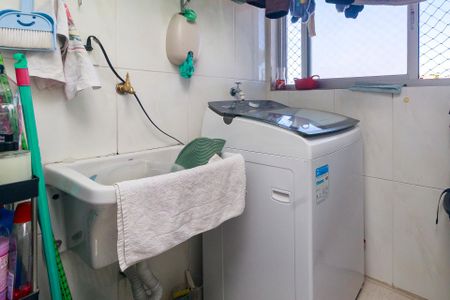 Área de Serviço de apartamento à venda com 2 quartos, 60m² em Jardim São Luís, São Paulo