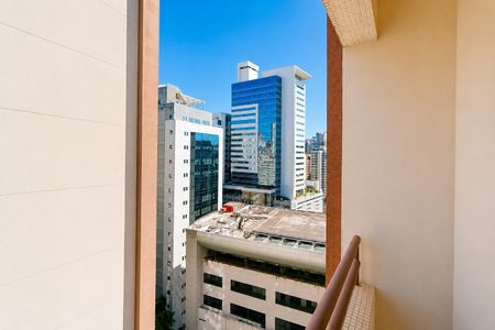 Apartamento para alugar com 54m², 1 quarto e 1 vagaVaranda
