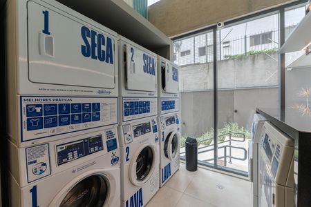 Apartamento para alugar com 33m², 1 quarto e sem vaga Apartamento para alugar com 33m², 1 quarto e sem vagaLavanderia
