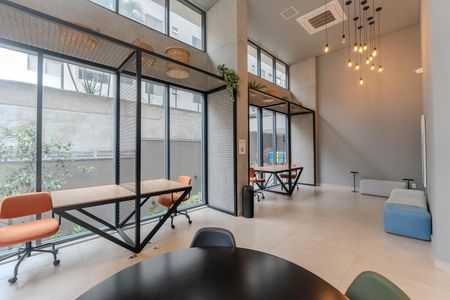 Apartamento para alugar com 33m², 1 quarto e sem vaga Apartamento para alugar com 33m², 1 quarto e sem vagaÁrea comum - Salão de festas