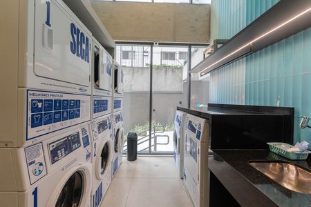 Apartamento para alugar com 33m², 1 quarto e sem vaga Apartamento para alugar com 33m², 1 quarto e sem vagaLavanderia