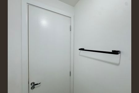 Banheiro 2 de apartamento para alugar com 2 quartos, 56m² em Vila Galvão, Guarulhos