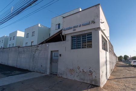 Fachada  de apartamento à venda com 2 quartos, 55m² em Parque Bandeirantes I (nova Veneza), Sumaré
