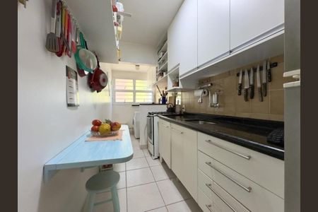 Apartamento para alugar com 60m², 2 quartos e 1 vaga Apartamento para alugar com 60m², 2 quartos e 1 vagaCozinha