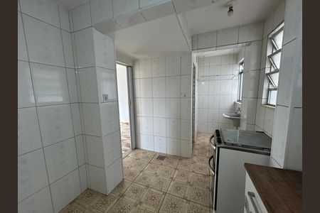 Cozinha de apartamento para alugar com 2 quartos, 48m² em Praça Seca, Rio de Janeiro