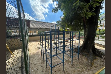 Apartamento para alugar com 48m², 2 quartos e 1 vagaÁrea comum - Playground