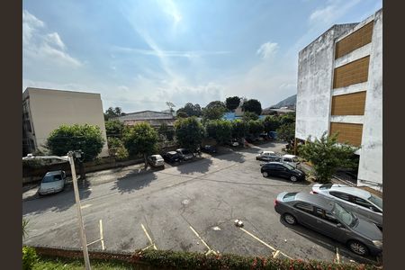 Vista da Sala de apartamento para alugar com 2 quartos, 48m² em Praça Seca, Rio de Janeiro