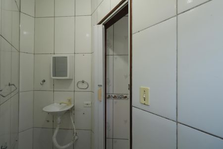 Casa para alugar com 35m², 1 quarto e sem vaga Casa para alugar com 35m², 1 quarto e sem vagaBanheiro