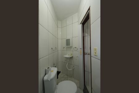 Casa para alugar com 35m², 1 quarto e sem vaga Casa para alugar com 35m², 1 quarto e sem vagaBanheiro