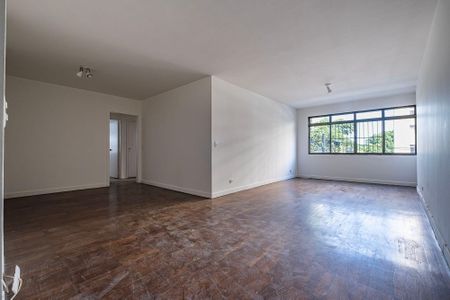 Apartamento para alugar com 3 quartos, 130m² em Jardins, São Paulo