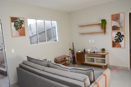 Casa para alugar com 89m², 2 quartos e sem vaga Casa para alugar com 89m², 2 quartos e sem vagaSala