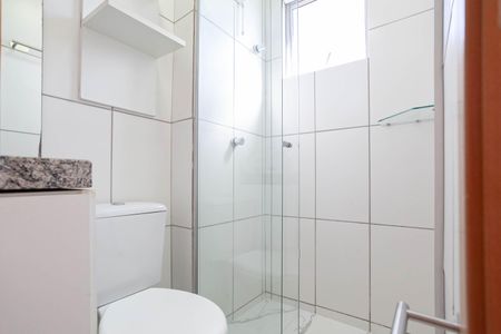 Apartamento à venda com 55m², 2 quartos e 1 vaga Apartamento à venda com 55m², 2 quartos e 1 vagaBanheiro da suíte