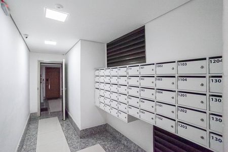 Apartamento à venda com 55m², 2 quartos e 1 vaga Apartamento à venda com 55m², 2 quartos e 1 vagaHall social