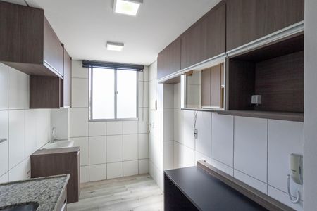 Apartamento à venda com 55m², 2 quartos e 1 vaga Apartamento à venda com 55m², 2 quartos e 1 vagaCozinha e Área de Serviço