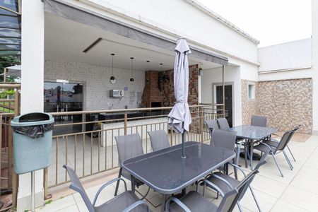 Apartamento à venda com 55m², 2 quartos e 1 vaga Apartamento à venda com 55m², 2 quartos e 1 vagaÁrea comum - Churrasqueira