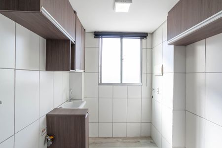 Apartamento à venda com 55m², 2 quartos e 1 vaga Apartamento à venda com 55m², 2 quartos e 1 vagaCozinha e Área de Serviço